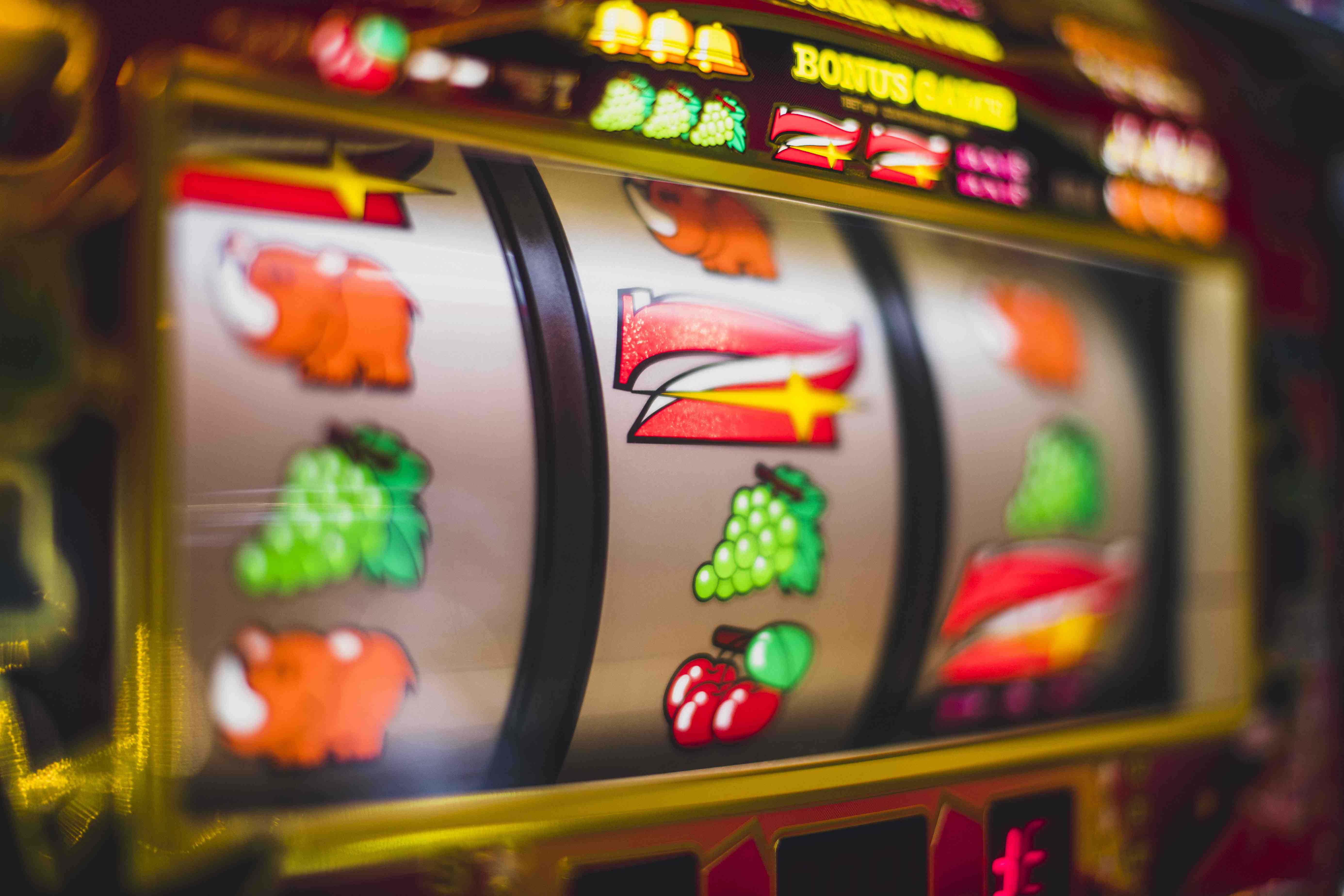 79m – Trải nghiệm Live Casino chuyên nghiệp